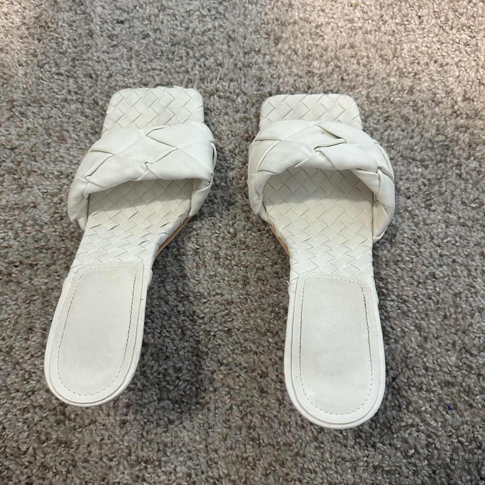 Cape Robbin White Heeled Shoes